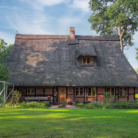 Litsche Hus-2 By Interhome